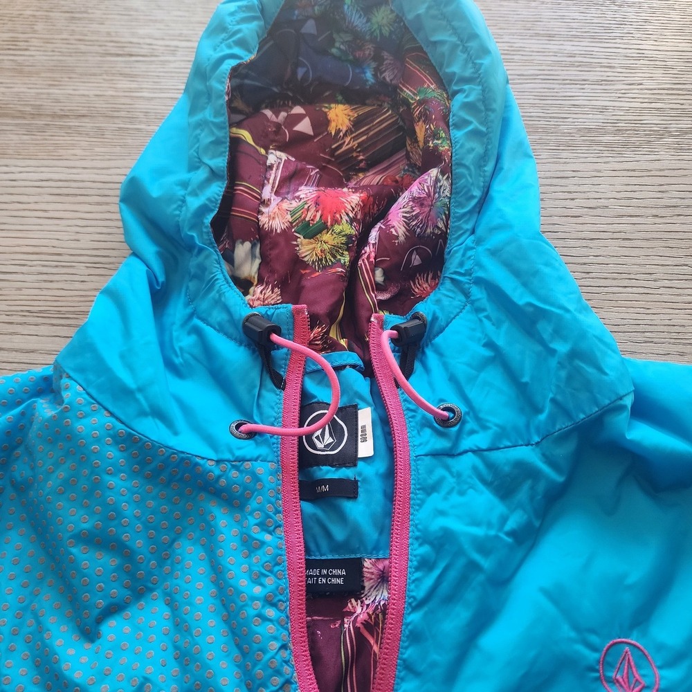 Volcom Let It Storm Hooded Windbreaker. M Colorblock  Y2K Resortwear Snowboard